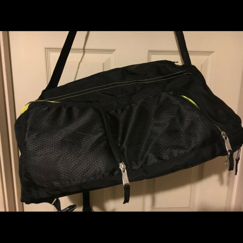 Five Star Convertible Duffle Backpack - image 6